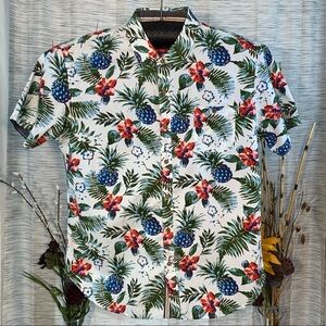 Original MBX Denim Wear. Casual floral shirt.